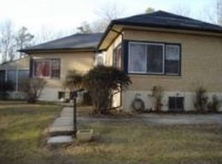 681 Coles Mill Rd, Williamstown, NJ 08094