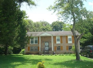 712 Troy Dr, Nashville, TN 37207