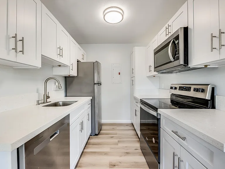 94-1059 Oli Loop #B8 — Photo 1