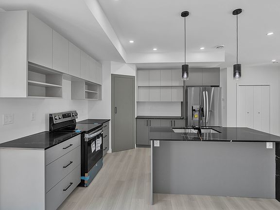 2nd image of 1273 Manitoba Ave