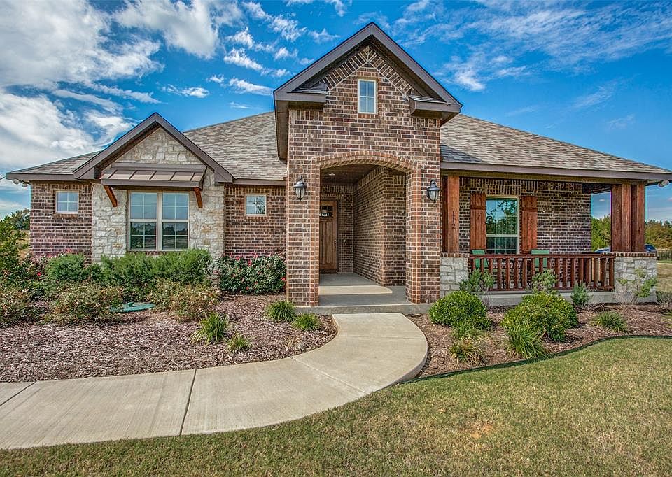 1st image of 112 Palisades Cir