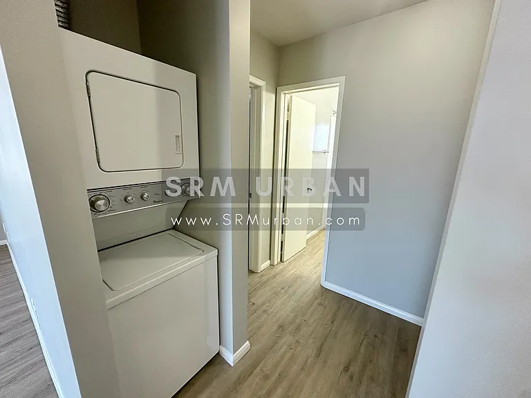 2425 Polk Ave #D — Photo 9