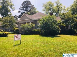 405 S 12th St, Gadsden, AL 35901