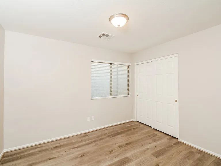 15028 W Statler St — Photo 14