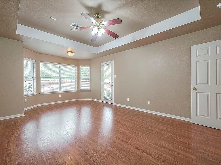 134 E Foxbriar Forest Cir — Photo 37