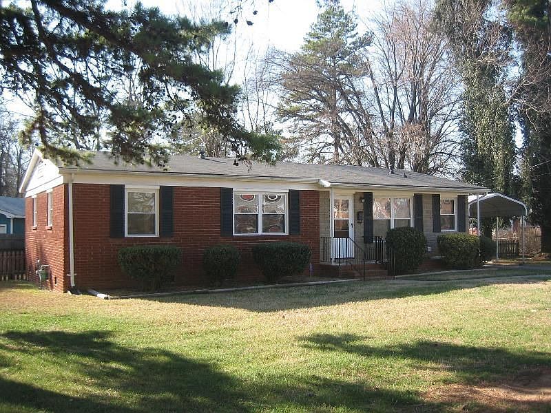 1st image of 4816 Harcourt Ln