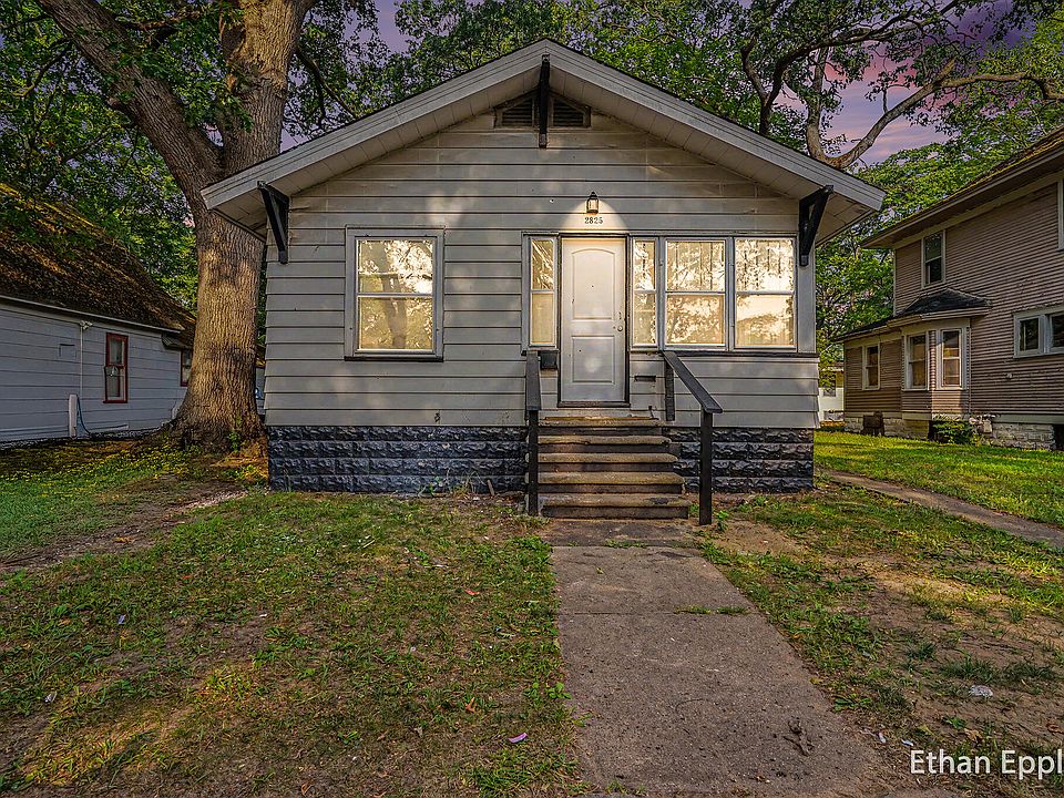 1st image of 2825 7th St