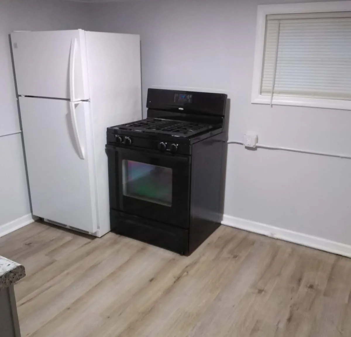 2 bed, 1100 sqft, $1,450 — Photo 4