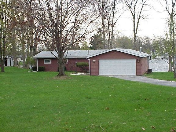 2nd image of 3130 E McKinley Dr