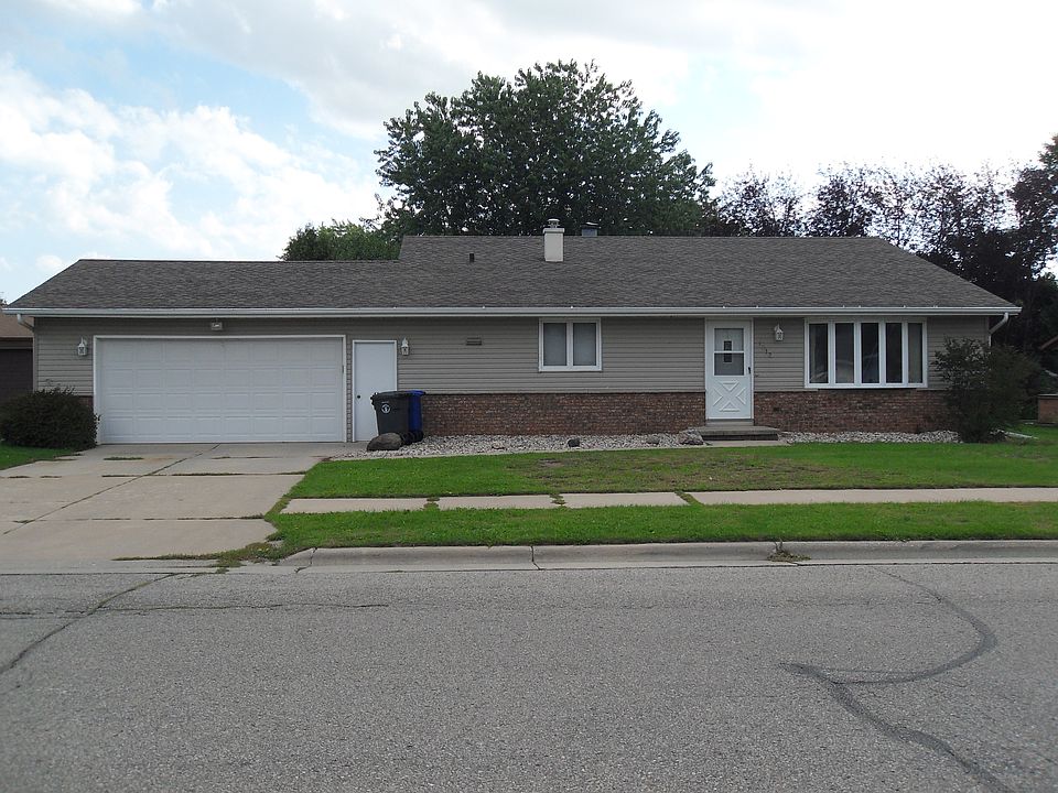 1st image of 1012 Rosehill Rd