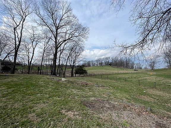 3rd image of 11990 Glasgow Rd