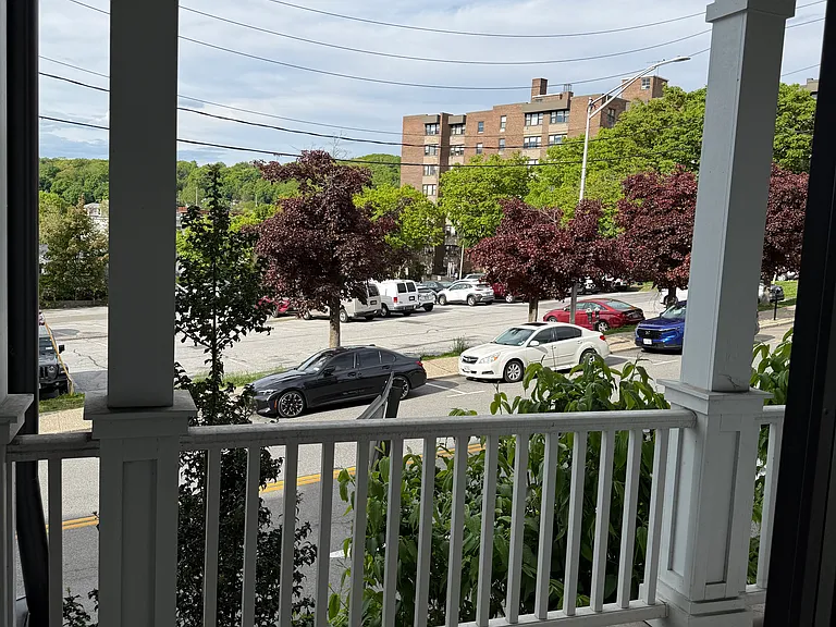 216 S Division St #106 — Photo 3