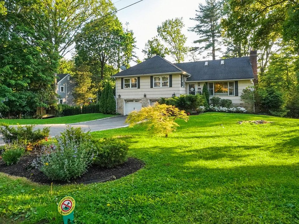 1st image of 25 Manor Avenue