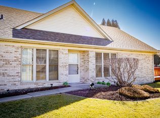 65 Aegina Ct, Tinley Park, IL