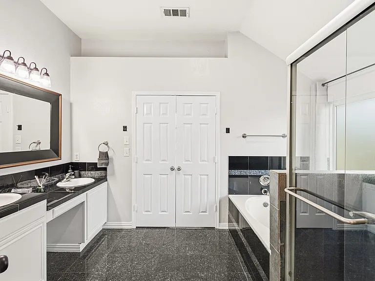 3508 Misty Meadow Dr — Photo 21