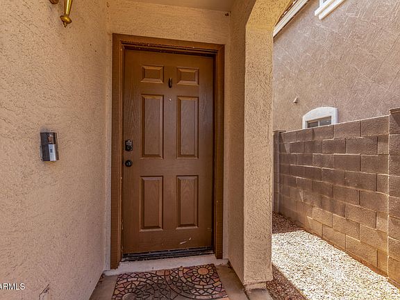 4th image of 567 E BRADSTOCK Way