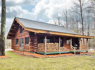 N6960 Outlet Rd, Crivitz, WI 54114