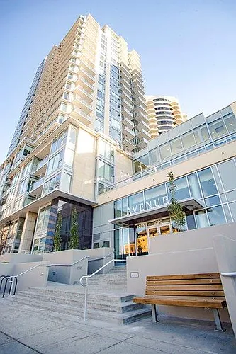 1025 5th Ave SW #1704 Photo 1