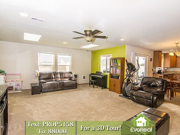 3rd image of 411 S Lawson St