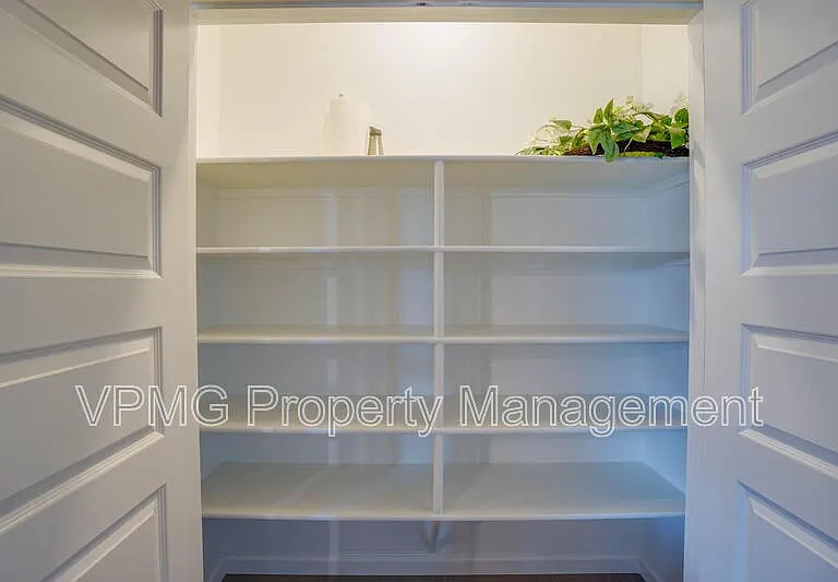 604 NW 25th Way — Photo 26