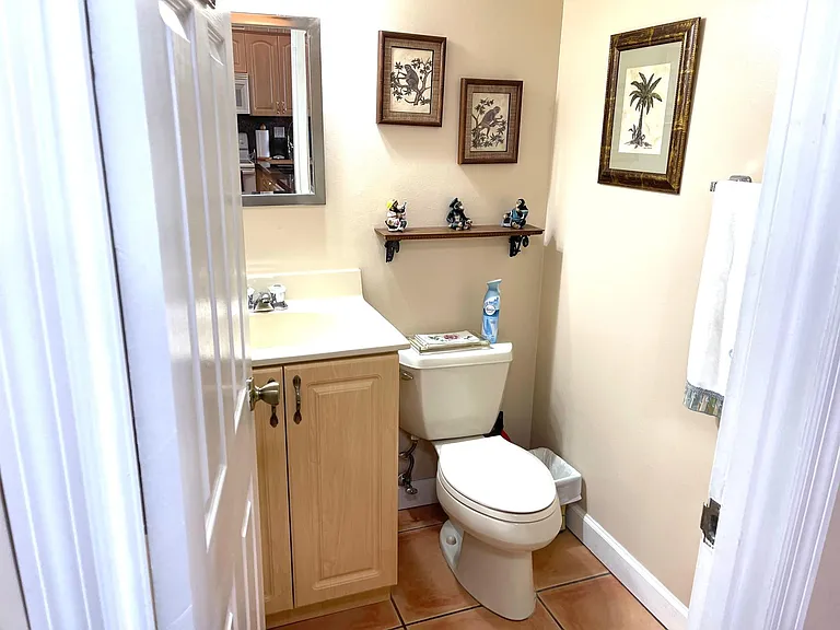3725 S Ocean Dr — Photo 8