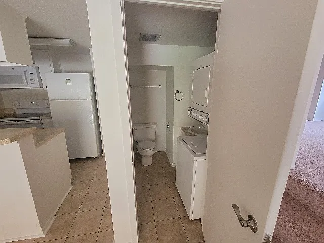 A Private Apt & Townhouse Community — Photo 68