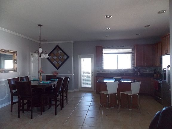 4th image of 10833 Lemay Dr