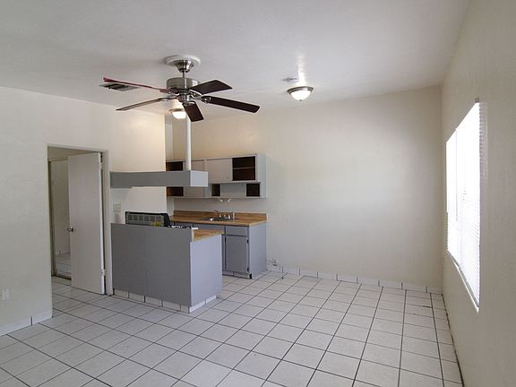 3rd image of 105 Palmetto Ave APT 5