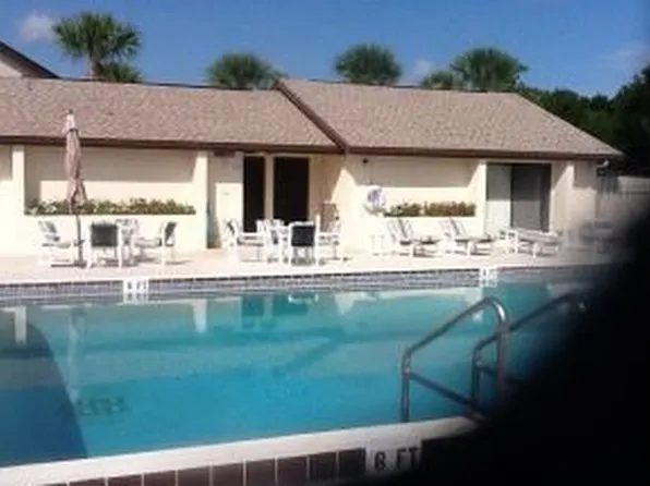 2270 Golf Isle Dr APT 306, Melbourne, FL 32935