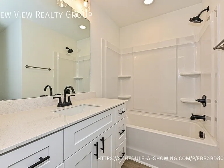 584 Pleasant Ave — Photo 18