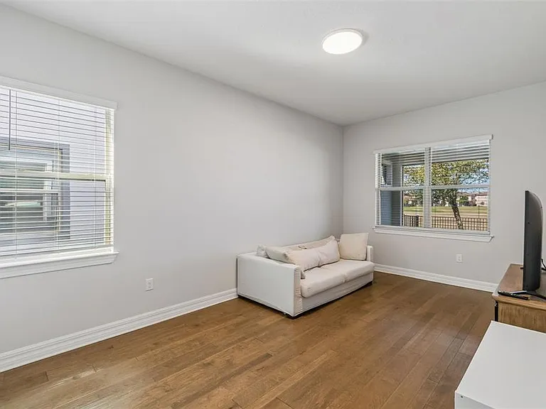 9070 Woodland Forest Rd — Photo 37