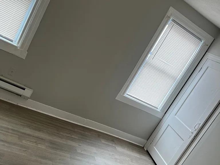 24 Whittier Ave #1 — Photo 9