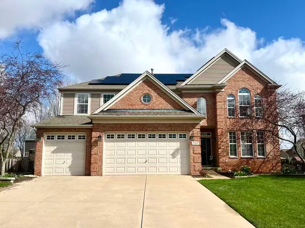 2717 Berman Rd, North Aurora, IL 60542