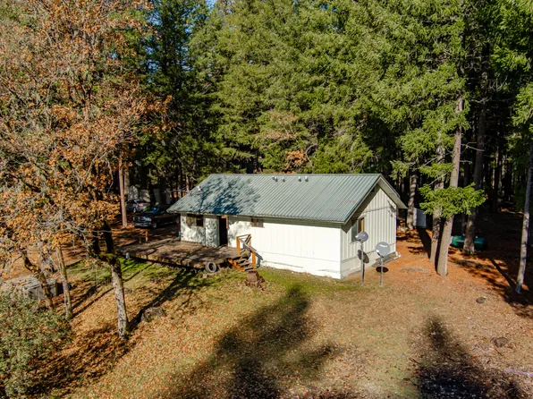 80 Pine Cone Ln, Mad River, CA 95552