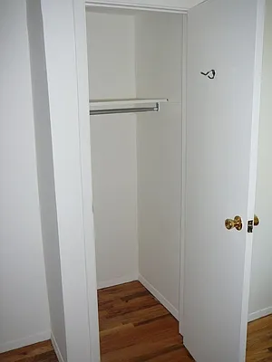 Rented by Warren T Real Estate Corp. | media 28