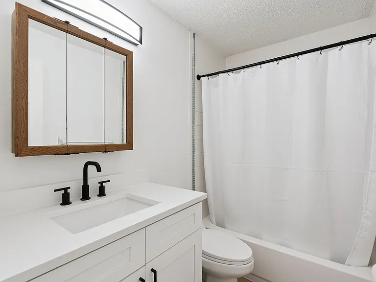 6346 Bennett Ct — Photo 20