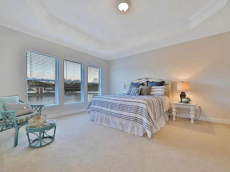 10036 Watermark Ln — Photo 16