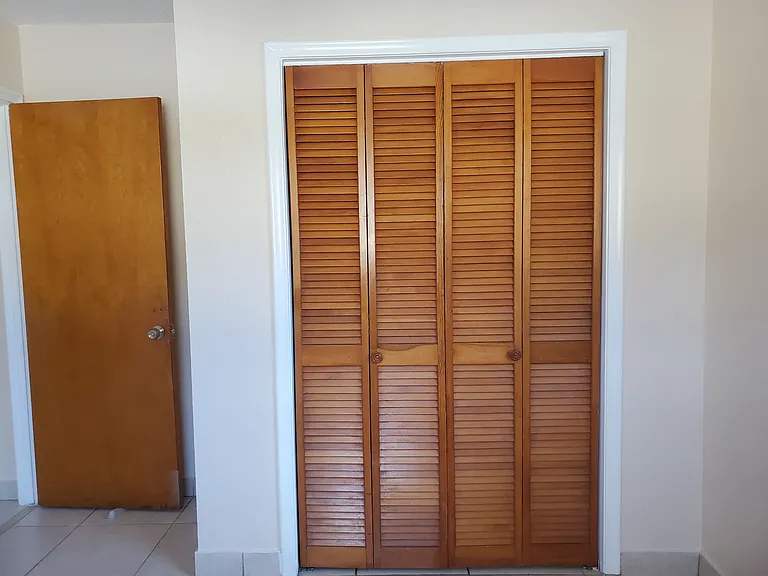 W 43rd Pl — Photo 25