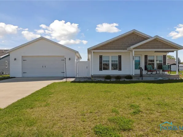 267 Ethan Dr, Fremont, OH 43420