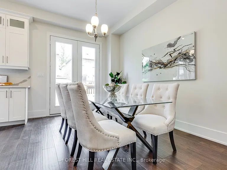 727 Ebony Ave — Photo 8