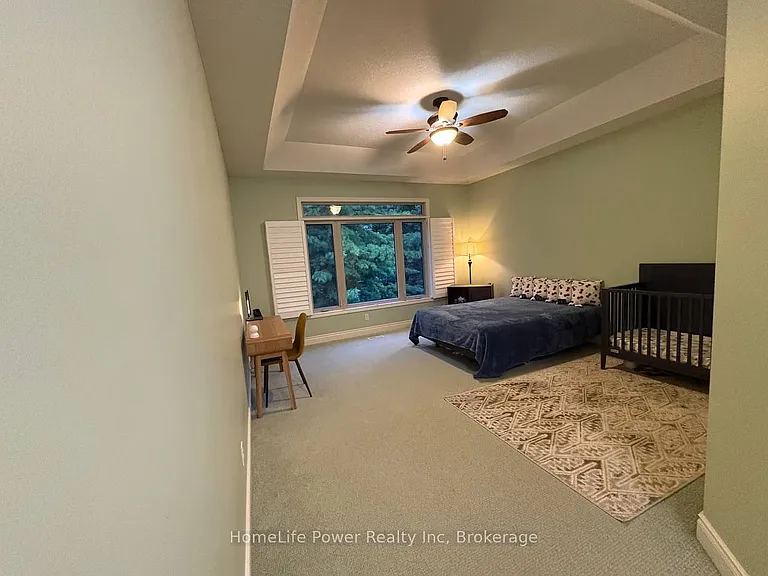 228 The Lions Gate — Photo 17