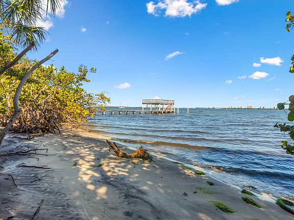 3rd image of 12479 S Indian River Drive