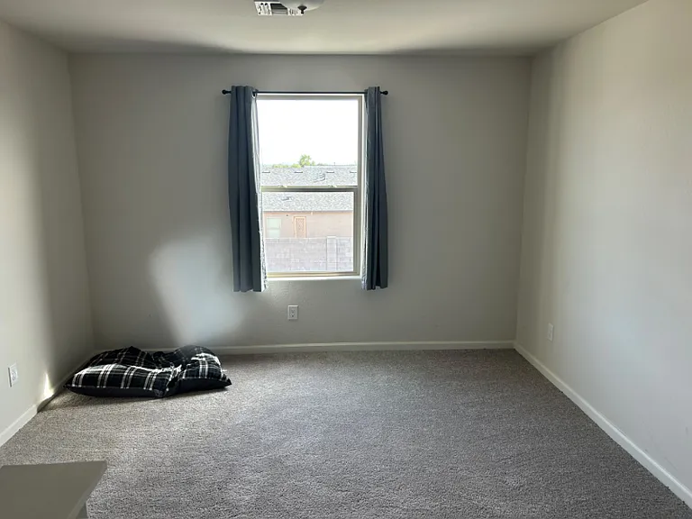135 E Impala Pl — Photo 4