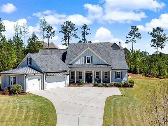 2nd image of 126 Raintree Ct