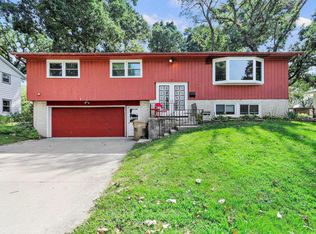 501 Hummingbird Ln, Madison, WI 53714