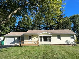 788 Embury Rd, Penfield, NY 14526