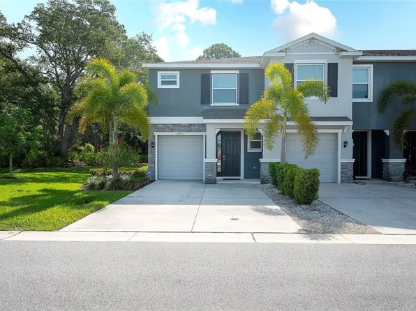 2447 Midnight Pearl Dr, Sarasota, FL 34240