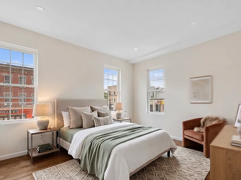 22-80 Steinway St #2R — Photo 1