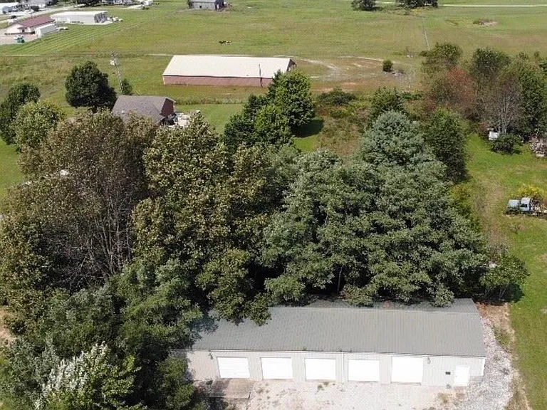 9280 Sonora Rd — Photo 3