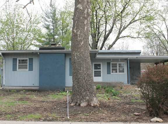 4th image of 304 N H St